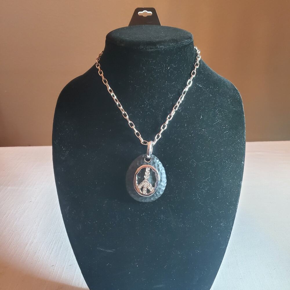 Taramanda Peace Sign Pendant Necklace Silver Tone Boho Festival Fashion Jewelry